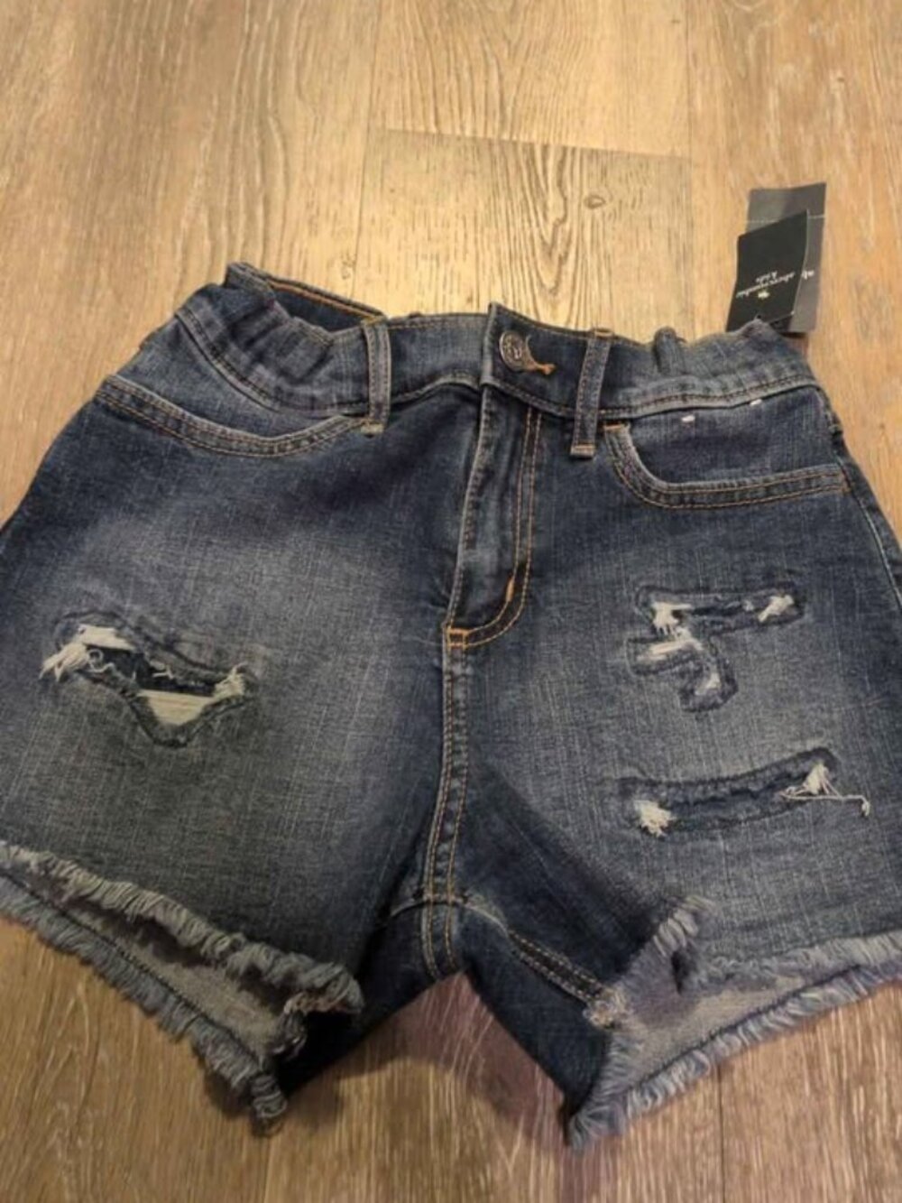 Abercrombie Kids High Rise Mini Mom Short Size 9/10 new